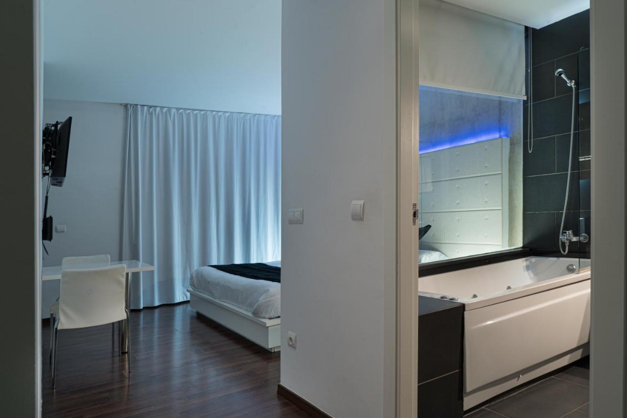 Shhh Hotel